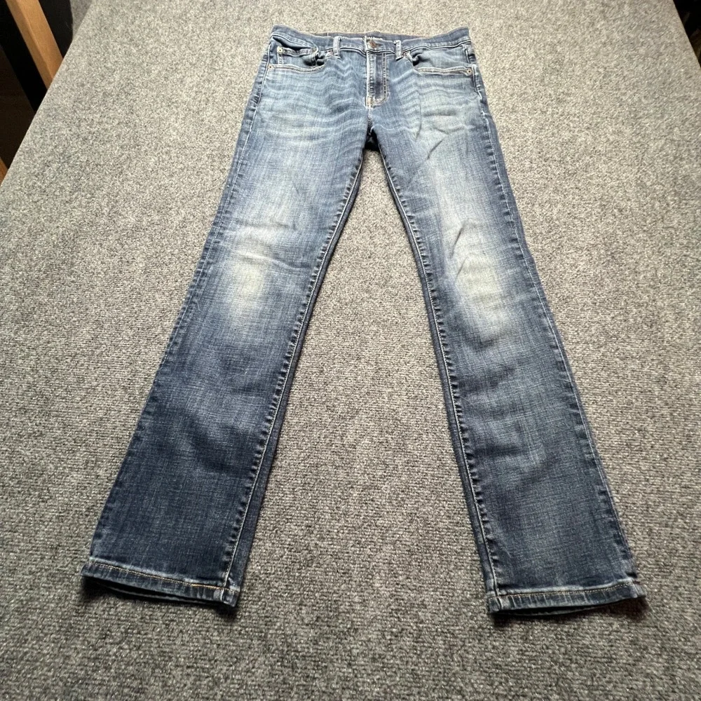 Lucky Brand 223 Straight Leg Jeans Mens 31x32 Blue Medium Wash Fade